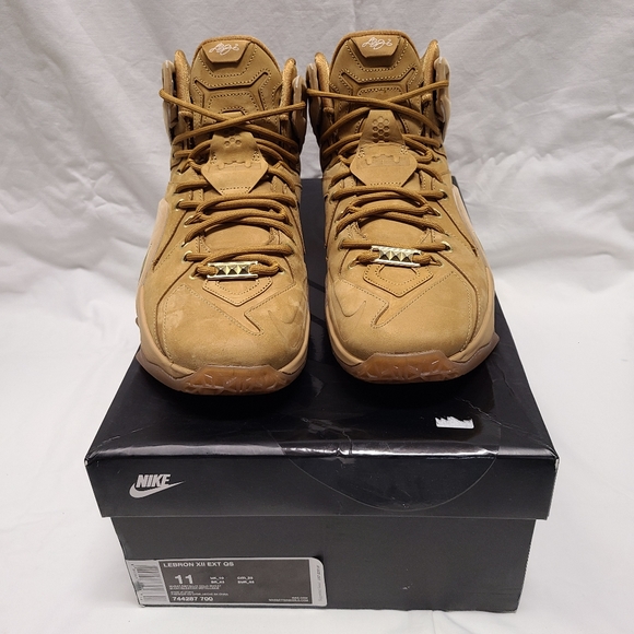 Lebron 12 Wheat - Picture 3 of 14